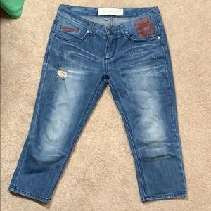 Cropped Ripped Jeans